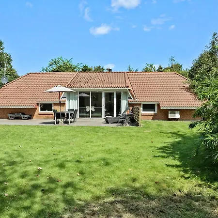 Gorgeous In With Sauna Дом отдыха Oksbol (Syddanmark)