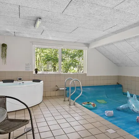 Gorgeous In With Sauna Semesterbostad